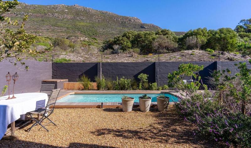 6 Bedroom Property for Sale in Hout Bay Western Cape